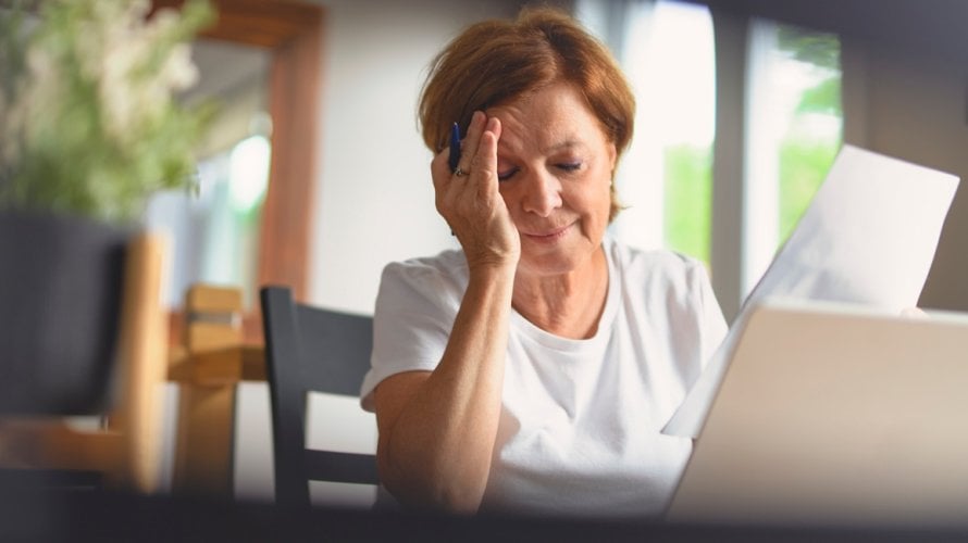 Dugovi i stres mogli bi ubrzati propadanje mozga