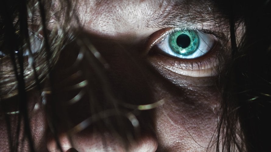 Filmovi, serije i knjige često prikazuju psihopate kroz hladan, prazan ili prodoran pogled