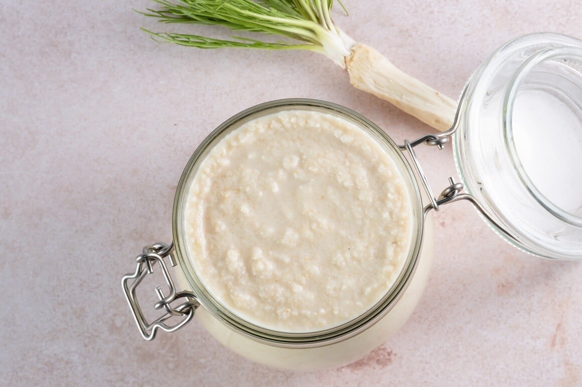 Kremasti umak od jogurta i hrena