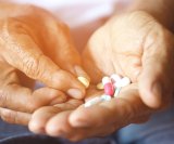 Osobe s poremećajima srčanog ritma mogle bi imati povećan rizik od opasnog krvarenja ako istodobno uzimaju određene lijekove na recept