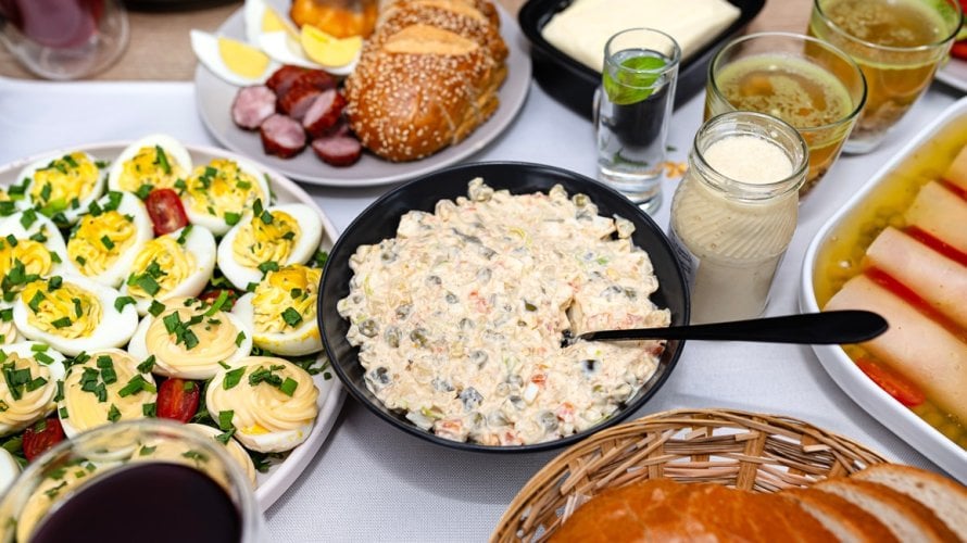 Što dodati na uskrsni stol da probava lakše podnese blagdanski ručak