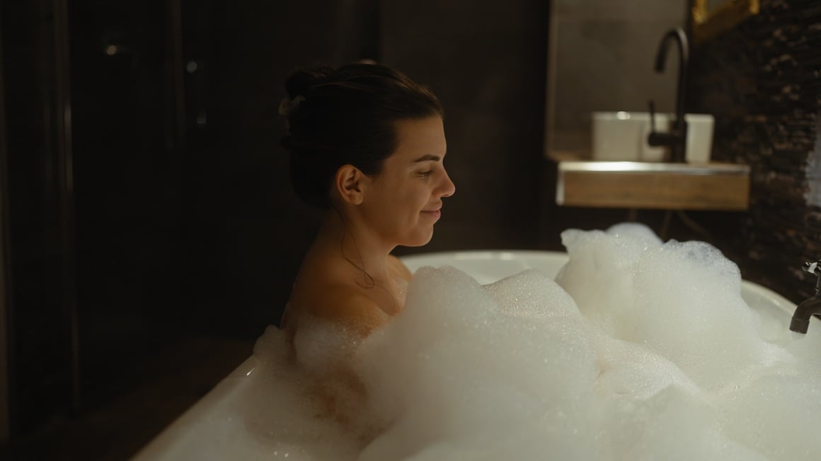 Topla voda može poboljšati cirkulaciju, smanjiti bol i podići raspoloženje