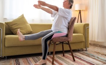 Vježbe za trbuh na stolici