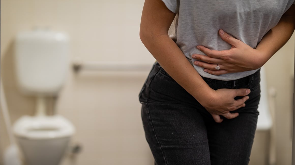 Život s Crohnovom bolešću često donosi niz neugodnih, ali i osjetljivih simptoma o kojima nije uvijek lako otvoreno govoriti