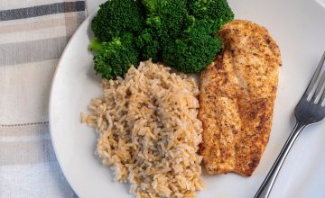 postoji uvjerenje da se sve esencijalne aminokiseline mogu dobiti isključivo iz životinjskih namirnica, ali to nije točno