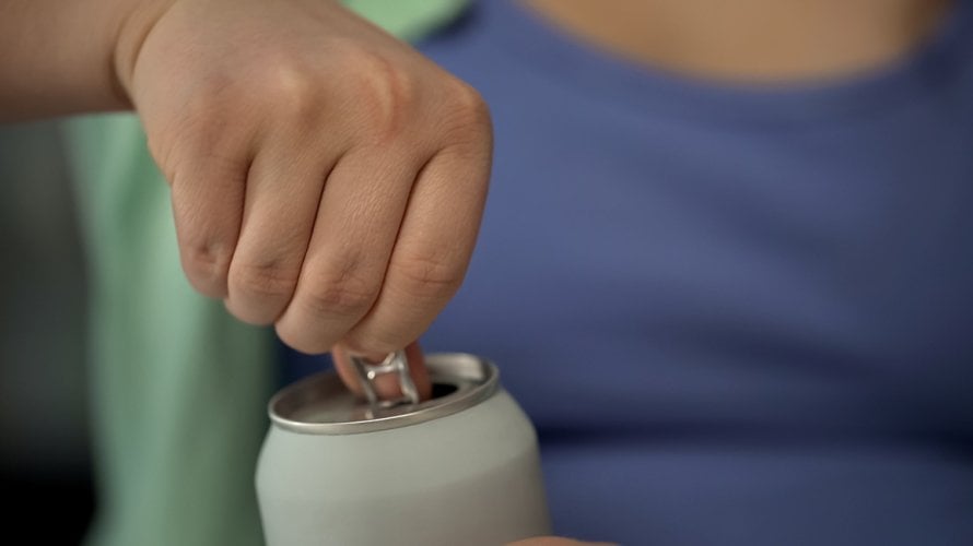 što češće tinejdžeri konzumiraju slatka pića, to češće prijavljuju simptome anksioznosti