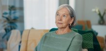 Budući da je dob najvažniji čimbenik rizika za Alzheimerovu bolest, dulji život povećava i vjerojatnost razvoja bolesti
