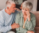 Iako pogađa i muškarce i žene, istraživanja pokazuju da se Alzheimerova bolest kod žena javlja češće i može se razvijati na drugačiji način