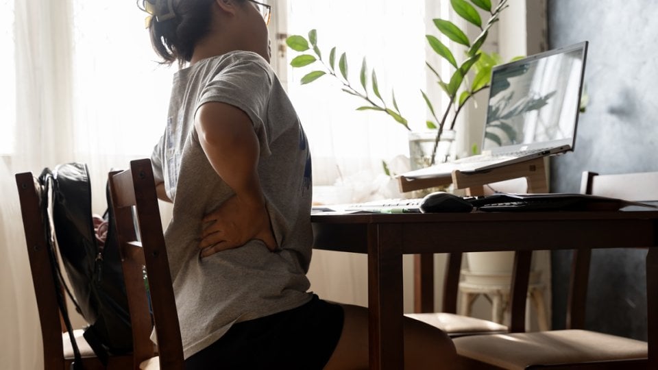 Kronična bol nije samo neugodan osjećaj koji traje tjednima ili mjesecima - ona može imati dalekosežne posljedice na vaše cjelokupno zdravlje, uključujući i srce