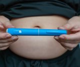 Liječnici ženama koje planiraju trudnoću obično savjetuju da ne uzimaju GLP-1 lijekove, ponajviše zbog rezultata istraživanja na životinjama koji su upućivali na mogući rizik od urođenih mana