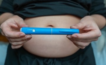 Liječnici ženama koje planiraju trudnoću obično savjetuju da ne uzimaju GLP-1 lijekove, ponajviše zbog rezultata istraživanja na životinjama koji su upućivali na mogući rizik od urođenih mana