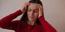 Migrena je neurološki poremećaj koji se najčešće manifestira kao snažna, pulsirajuća bol u glavi