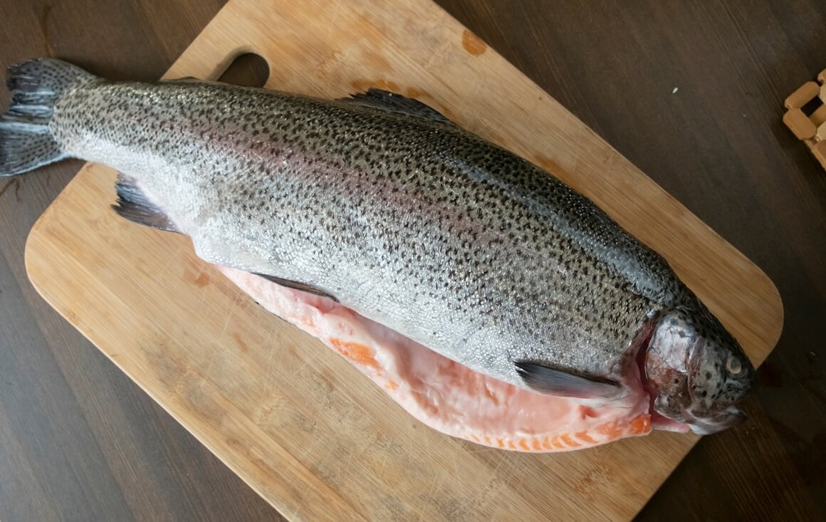 Pastrva, posebno kalifornijska (rainbow trout), jedan je od najbogatijih izvora vitamina D