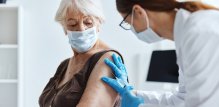 Snažnije, tzv. visokodozno cjepivo protiv gripe moglo bi pomoći u smanjenju rizika od Alzheimerove bolesti kod starijih osoba