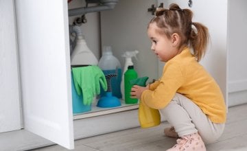 Stotine tisuća beba, mališana i predškolske djece u SAD-u završilo je na hitnoj pomoći zbog problema povezanih s kućanskim sredstvima za čišćenje