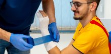 U Poliklinici Aviva svjesni su da svaka životna dob nosi svoje izazove, stoga je primjena plastičnog gipsa prilagođena različitim skupinama pacijenata