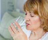 Unos veće količine tekućine već se dugo preporučuje kao način prevencije bubrežnih kamenaca