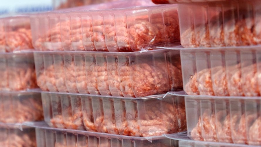 Velik dio masnoće u mljevenoj govedini čine zasićene masti, pa je poželjno birati što nemasniju opciju