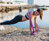 Vježbe za prsa s gumom