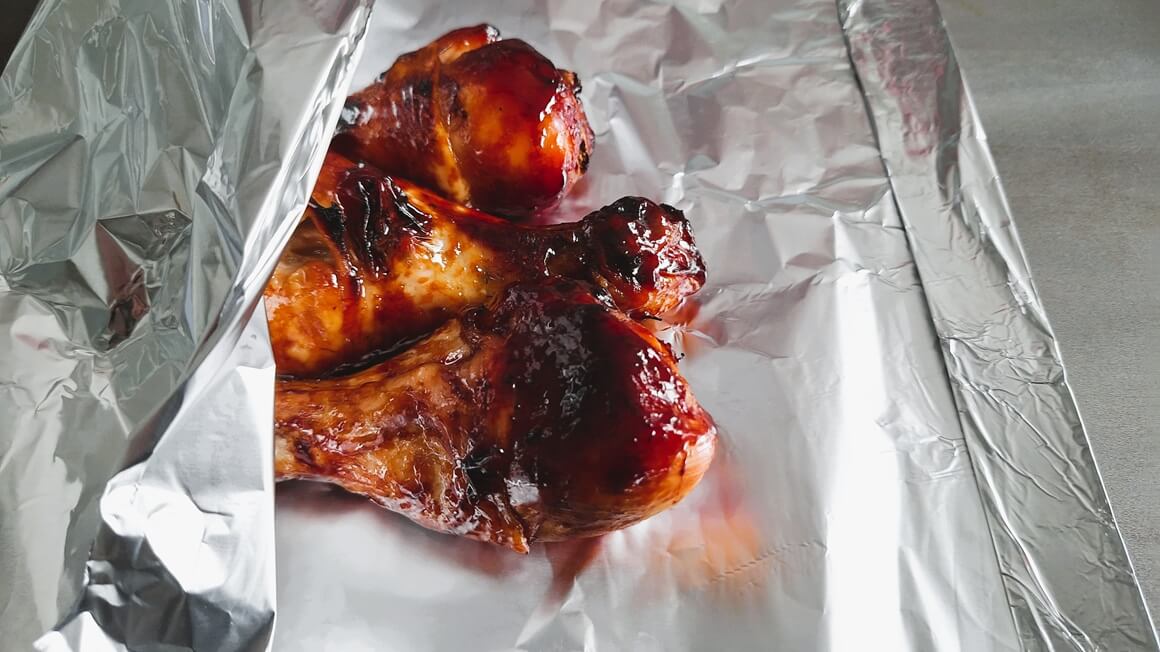 Zamotati ostatke hrane u foliju može biti praktično, ali samo kratkoročno