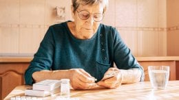 Znanstvenici su identificirali 29 bolesti povezanih s povećanim rizikom od demencije