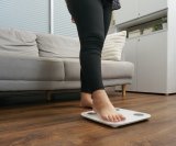 osobe koje su imale ustaljene obroke i unosile sličan broj kalorija iz dana u dan izgubile su više kilograma od onih koje su često mijenjale jelovnik