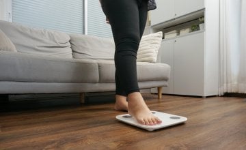 osobe koje su imale ustaljene obroke i unosile sličan broj kalorija iz dana u dan izgubile su više kilograma od onih koje su često mijenjale jelovnik