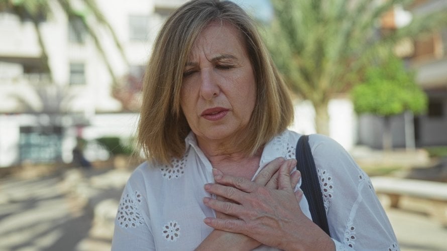 osobe koje su preboljele COVID-19 i razvile tzv. dugotrajni COVID mogu imati znatno veći rizik od razvoja ozbiljnih srčanih bolesti - čak i ako tijekom same infekcije nisu bile hospitalizirane