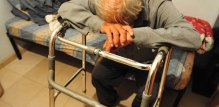 osobe koje žive u siromašnijim kvartovima imaju znatno izraženije znakove biološkog starenja u odnosu na one iz razvijenijih sredina