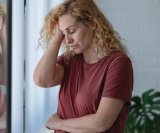 Mnogi ljudi tijekom srednjih godina osjećaju veći pritisak, nezadovoljstvo ili emocionalni umor