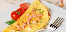 Omlet s pilećim prsima gotov za nekoliko minuta