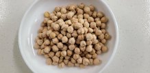 šalica kuhanog slanutka ima oko 14,5 g proteina