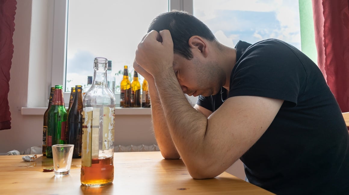semaglutid, aktivni sastojak GLP-1 lijekova za mršavljenje, može značajno smanjiti broj dana obilježenih teškim opijanjem kod osoba s poremećajem konzumacije alkohola