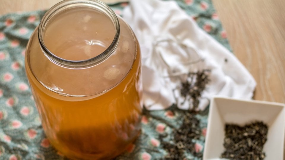 Kombucha s produljenom fermentacijom