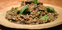 Mediteranski rižoto s dagnjama i crnom lećom