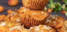 Muffini od breskve, mrkve i badema
