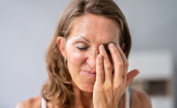 COVID-19 može ostaviti skrivene posljedice na očima