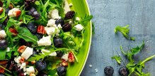 Salata od borovnica i kozjeg sira