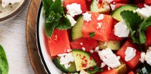 Salata od lubenice, feta sira i krastavca