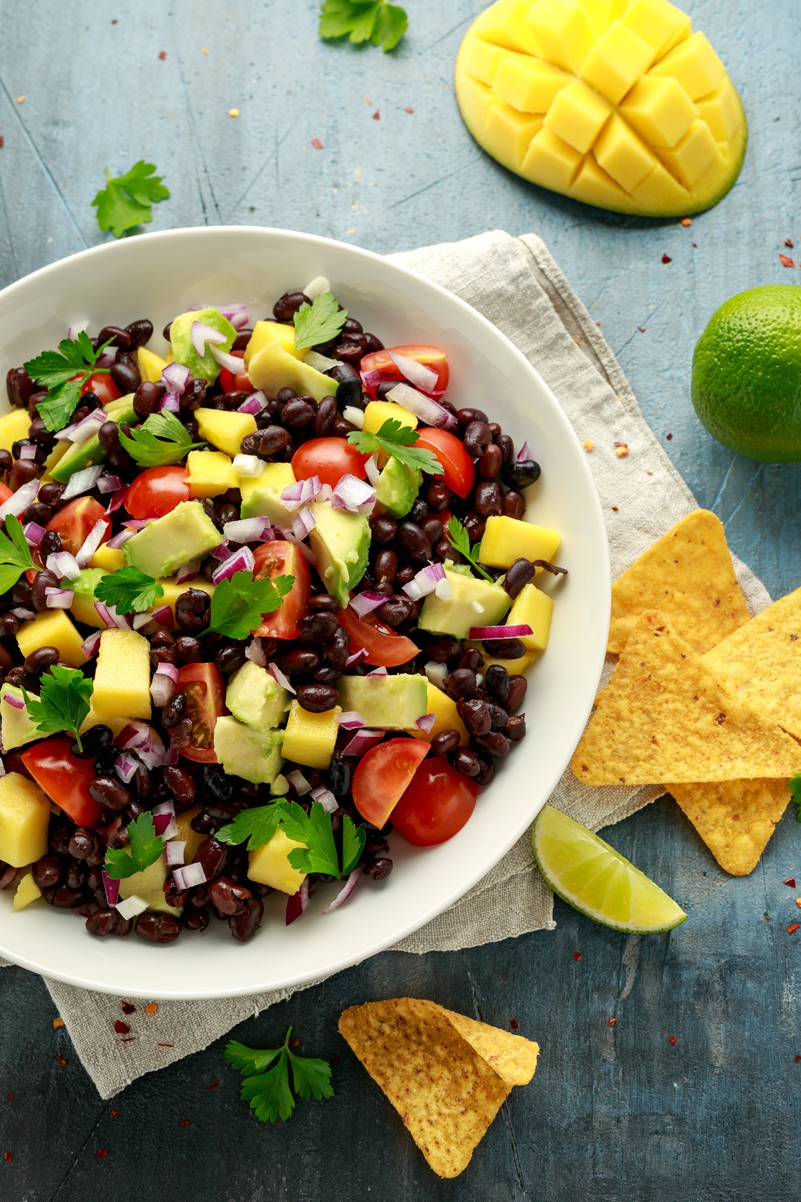 salsa s crnim grahom i mangom