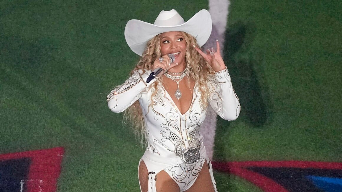 Beyoncé je ranije otkrila da nastoji popiti najmanje oko 3,7 l vode dnevno
