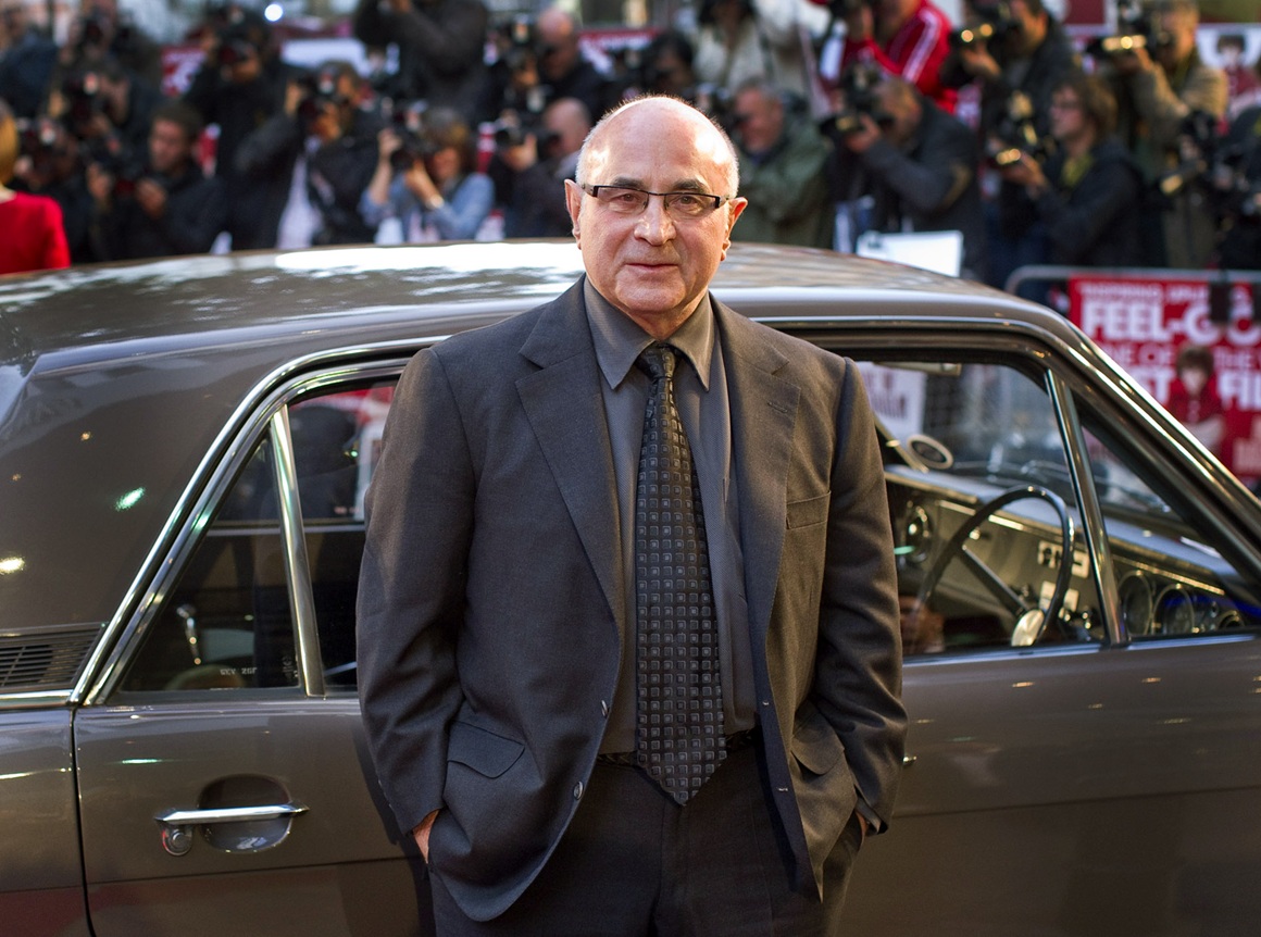 Bob Hoskins